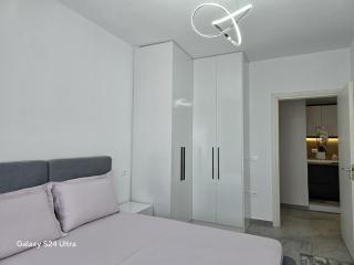 Luxury Apartment - Durrës - 9