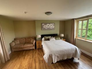 The Twelve Oaks - Kenmare - 3