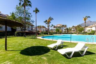 MARBELLA BANUS SUITES - Lovely-1bdm, terrace, 3pools - 3