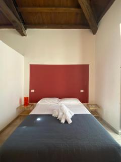 Sotto le Bifore - 1