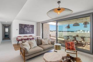 Luxury Penthouse with stunning views - Close to Marbella - 4