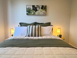 Luxe 2B2B Stay Walk to Sunnybank market square - Brisbane - 0