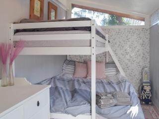 Twit Too Woo - Uk6760 - Cenarth - 1