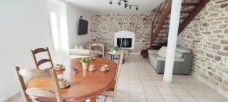 Maison en pierre avec jardin à 5 minutes des plages du Cabellou - 1