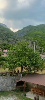 Dragobia House & Table - 5