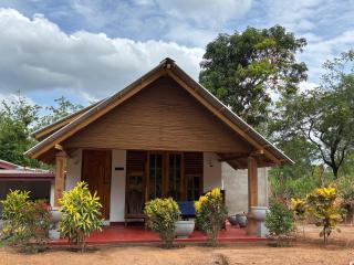 Jungle Eco Lodge & Safari - Sigiriya - 4