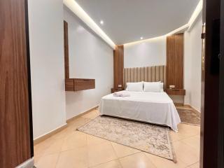 Charming Central Apartment - 0