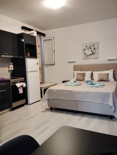 Maria Apartments - 3