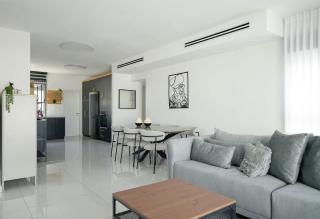 Amazing penthouse in the heart of Horev center BY MadrigalRentals - 7