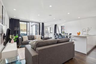 BnBNova - 3BR Penthouse with Terrace - 3