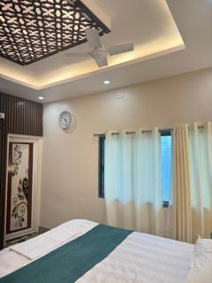THE PRINCE Hotel - Kharagpur - 4