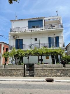 Meraki Inn - Myrina - 0