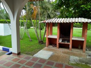 Casa campestre con piscina, jacuzzi y bbq - 2