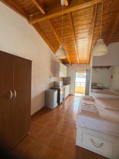 Vila Xhovani - Ksamil - 4