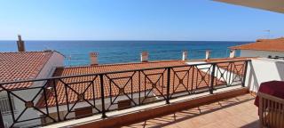 Romantic sea view apartment - Nea Skioni - 0