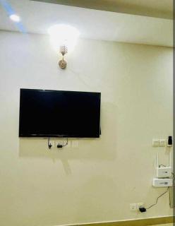 Cozy Wooden 1BHK - 8