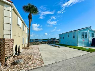 Nettles Island 0005 - 9