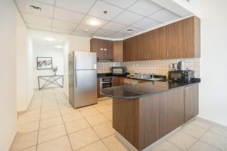 StayShort - Dubai Marina 2 bed apartment with Water Views - 2