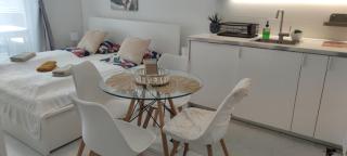 Duna Apartment, FreeGarage, 2Room, smartTV,Dishwasher,AC - 4