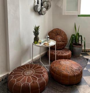 Nasma Guesthouse - Private & Cozy Rooms with Kitchen - 4