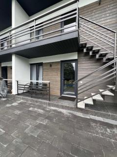 На березі річки - 5