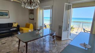 Appartamento sul mare via Colombo - 4