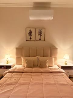 S&A The Luxe Retreat 2BHK House I-8 - 9