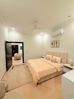 S&A The Luxe Retreat 2BHK House I-8 - 5