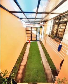 3 BedRoom Fully Furnished AirCon House with Free Car Park - Legazpi - 7