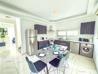 Alassia Blue Villa - 2