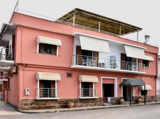 Ξενώνας Αμαλία - Guesthouse Amalia - 1