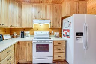 3 Mi to Little River Canyon Scenic Alabama Cabin - 6
