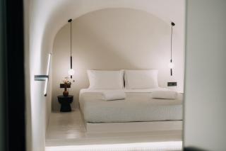 Noir Cave Villa with private Jacuzzi and Sunset Terrace - Pyrgos - 2