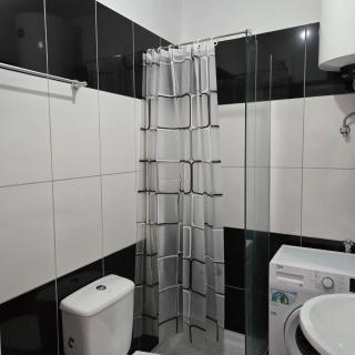 Ardit's guest house - Shëngjin - 8