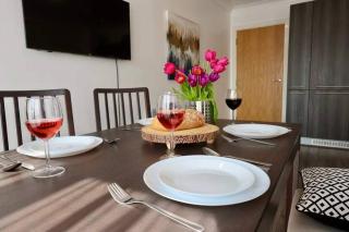 City centre haven- 2 BR- Bullring - On Street Parking - Birmingham - 4