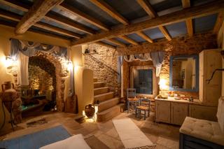 Aretis Stone Retreat - - 1