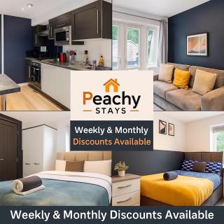 Modern 4BR House in Wigan-Peachy Stays-Free Parking & Garden - Ince-in-Makerfield - 0