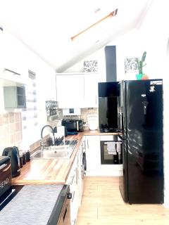 Madison House - 2 Bedrooms Family Home & Big Garden - 2