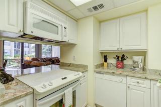 Bay Oaks D11 on Siesta Key - Siesta Key - 3