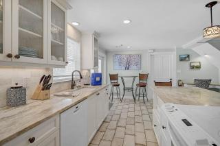 112 Columbus Blvd - Siesta Key - 3