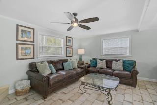 112 Columbus Blvd - Siesta Key - 1