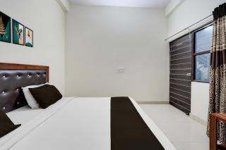 Hotel O Village Of Comfort - Noida - 1