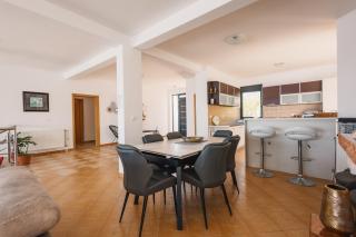Seafront Villa with Private Pool in Dobra Voda, Montenegro - 7