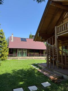 Cabane- Vila Crinul si Teodor Poiana Brasov - 4