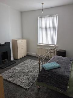 Kettering Town Vacations & Long stay Double & Single room available - Kettering - 0