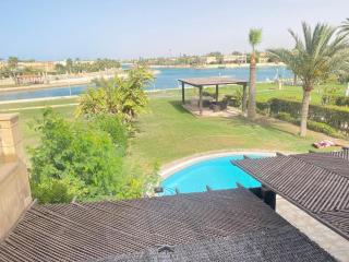 فيلا فاخرة أول صف صخري م - 0
