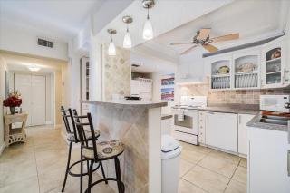 Bay Oaks E-92 - 2