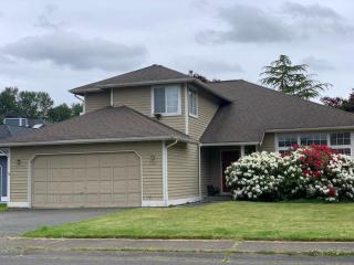 Cedar River One Bedroom In A 4 Bedroom House - 0