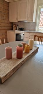 Hus ved sjøen, med strand og naust - 6