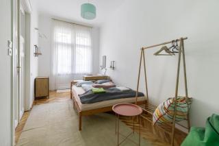 VIG26 Bright and spacious apt by the Rákóczi Market Hall - 2